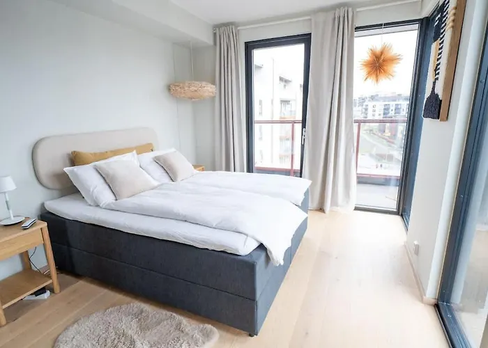 Appartement Moderne Og Stilig I *
